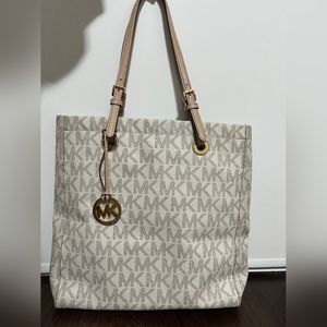 Michael Kors Tote Bag Beige